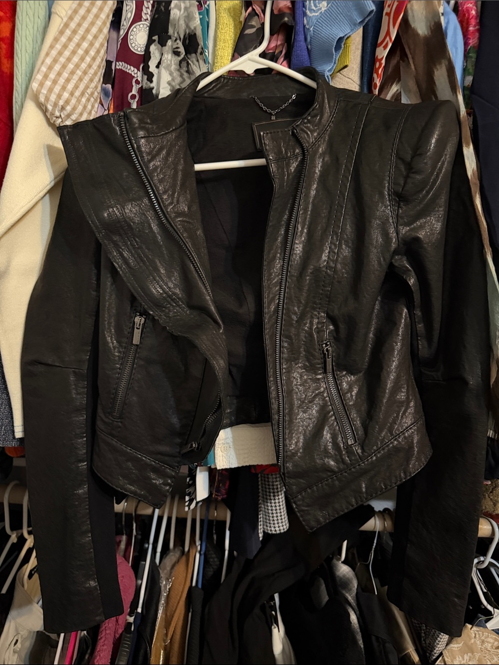 Bcbgmaxazria leather jacket xxs